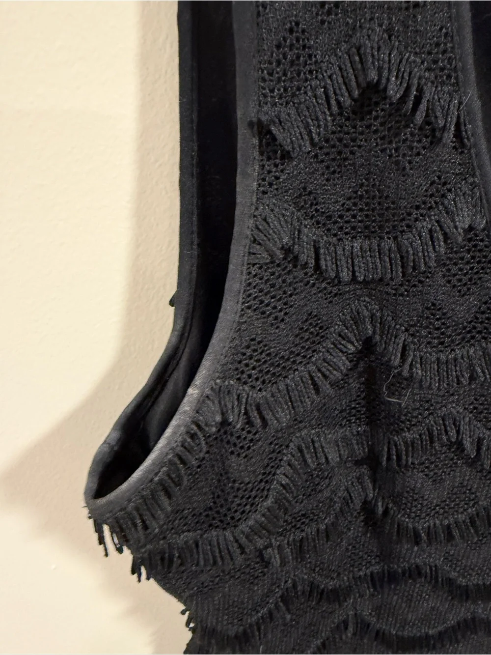 Guess Black Fringe Scalloped Mesh Sleeveless Mini Shift Grunge Dress Size 14